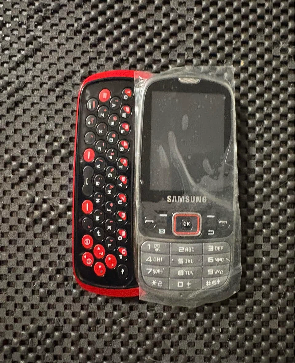 Samsung Virgin Mobile - photo 4