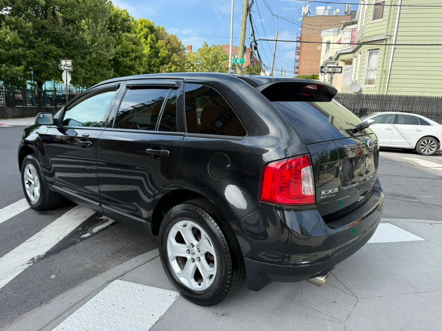 Black Ford Edge SEL SUV - photo 5