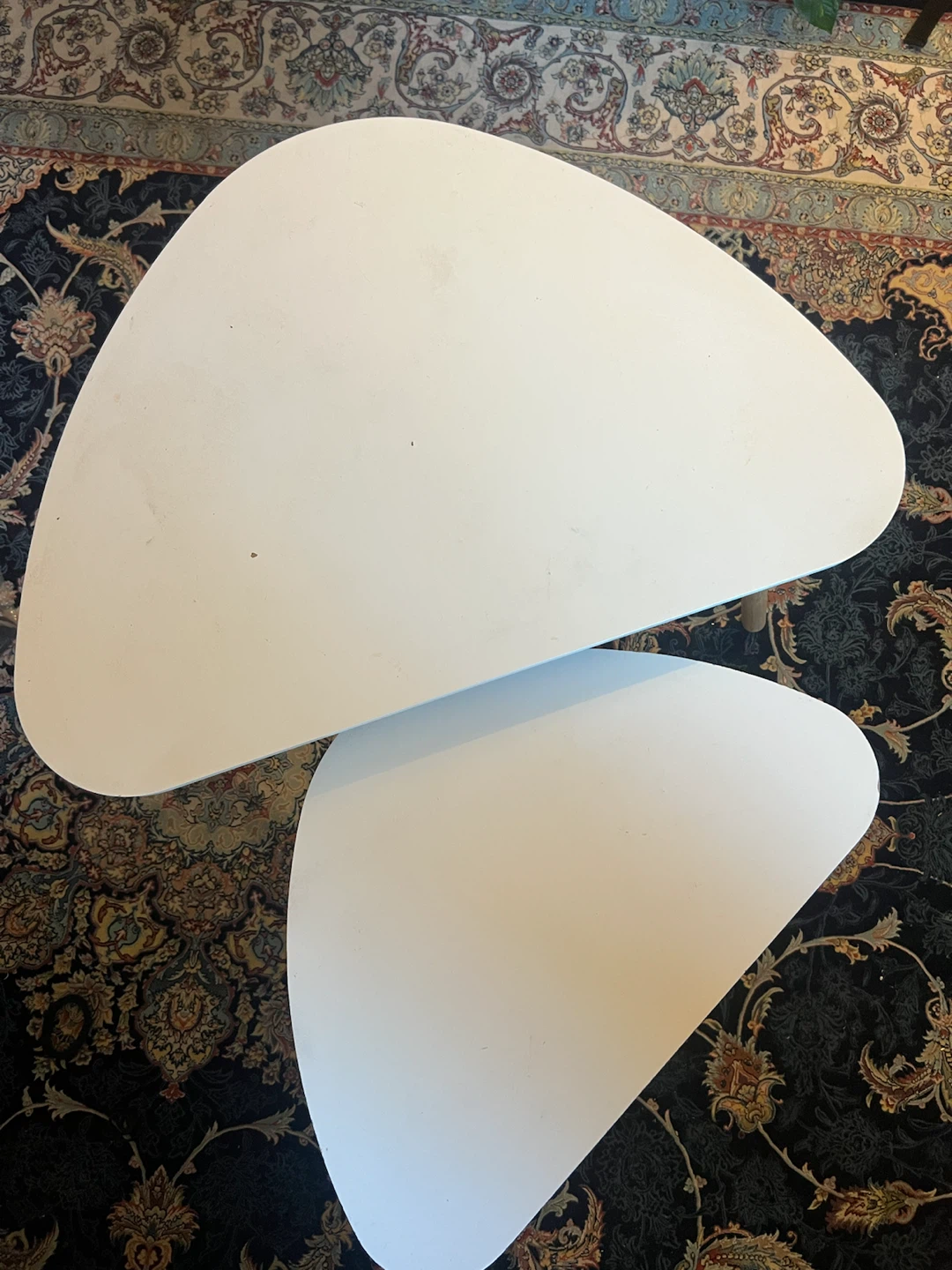White Nesting Coffee Tables - photo 2