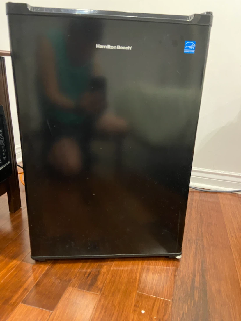 Hamilton Beach Refrigerator REFHB270BE