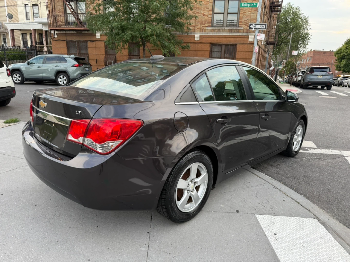 2016 Chevrolet Cruze 1LT Sedan - photo 4