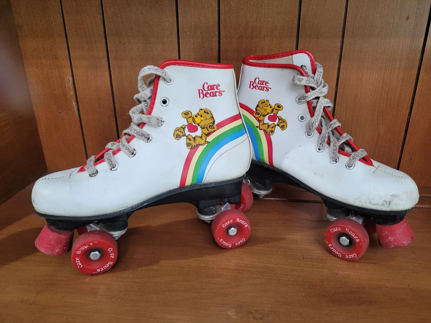 Vintage Care Bears Roller Skates Size 3