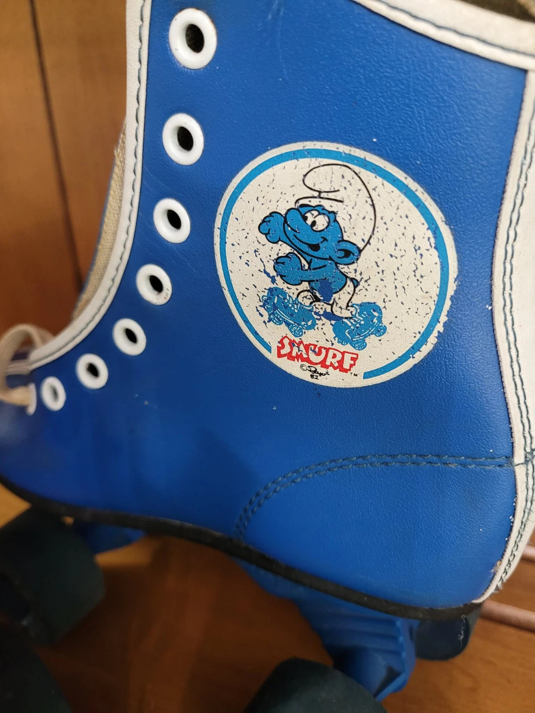Blue Smurf Roller Derby Skates - photo 2