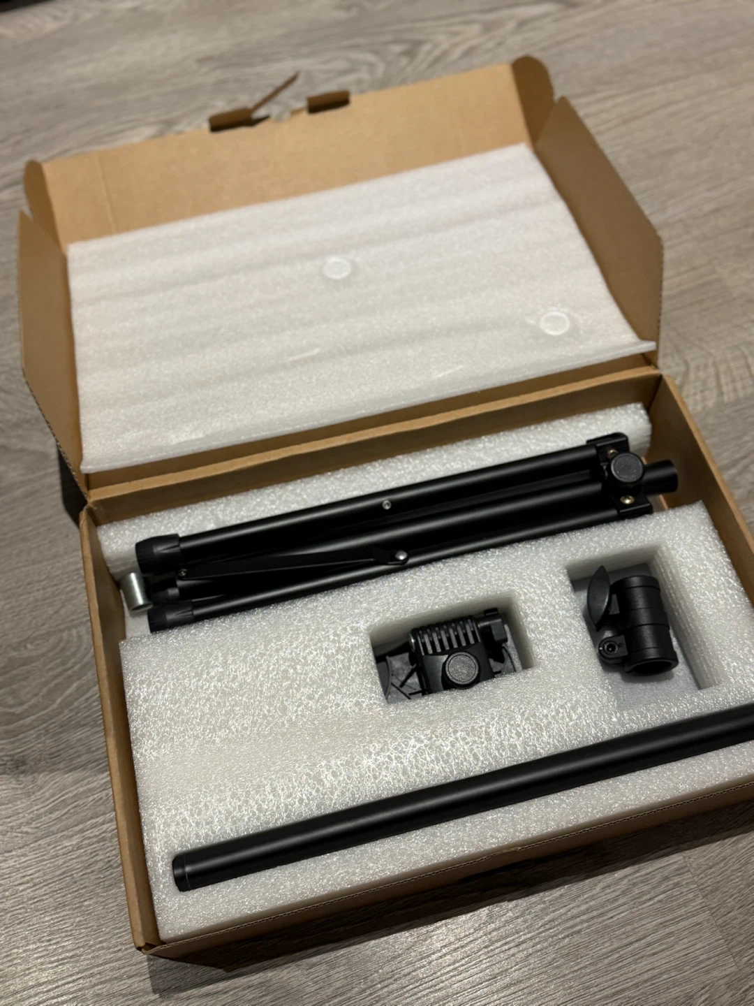 New InnoGear Laptop & Projector Tripod Stand. - photo 3