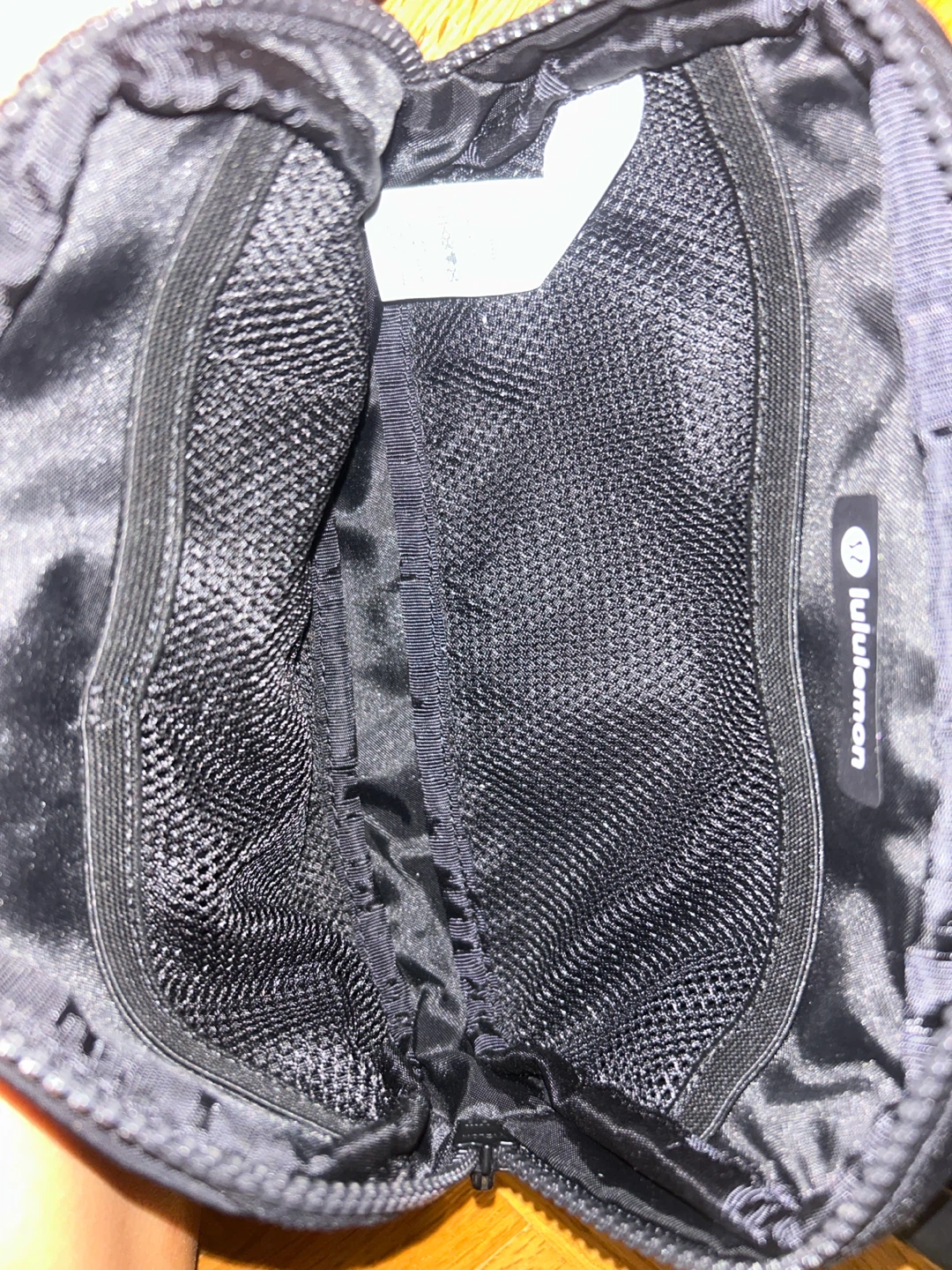Lululemon Everywhere Belt Bag - Black - photo 3