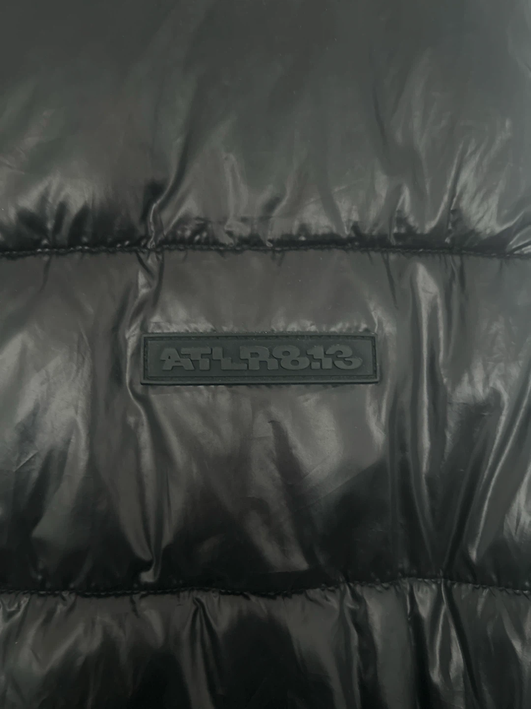 H&M Black Puffer Vest Size L - photo 3