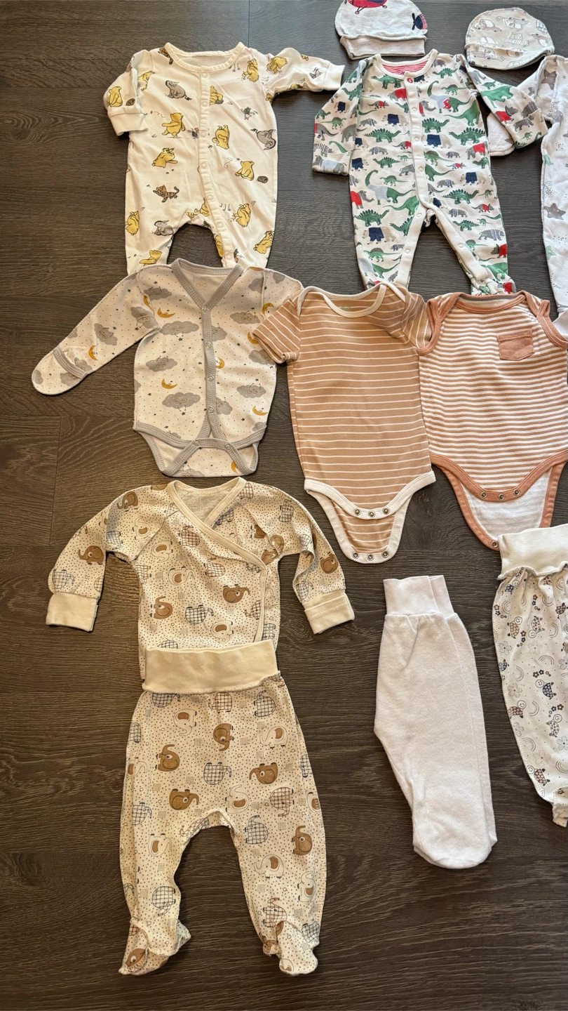 Baby Clothing Bundle - Sleepers, Bodysuits, Pants & Hats - photo 5