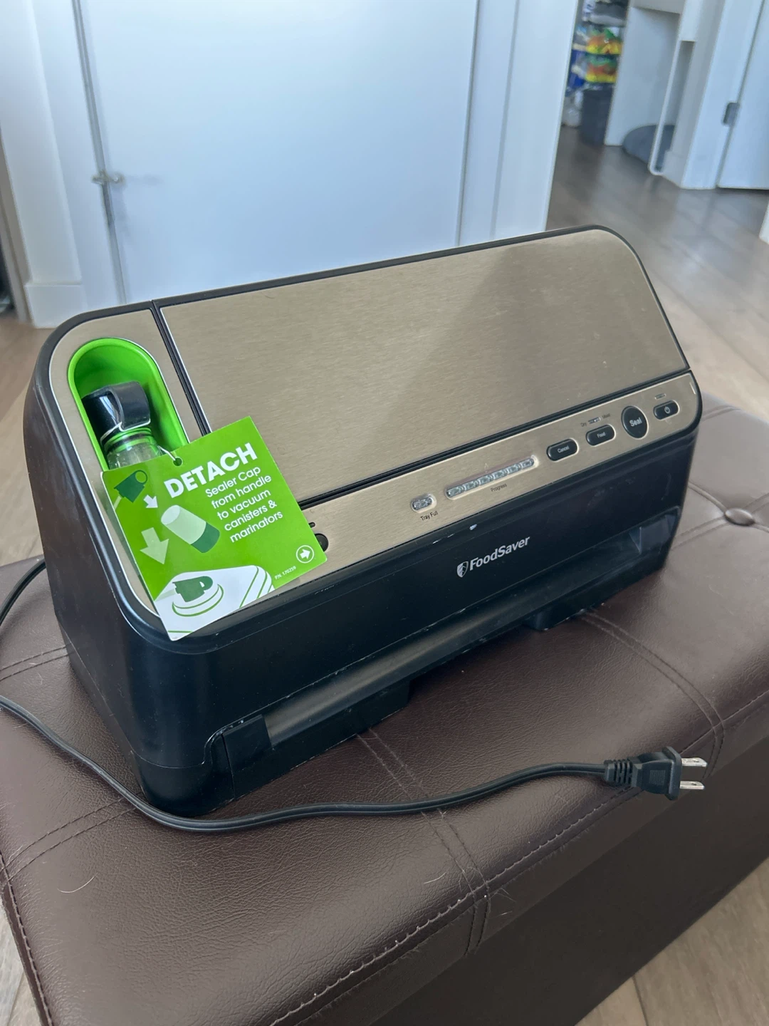 FoodSaver Vacuum Sealer - photo 4