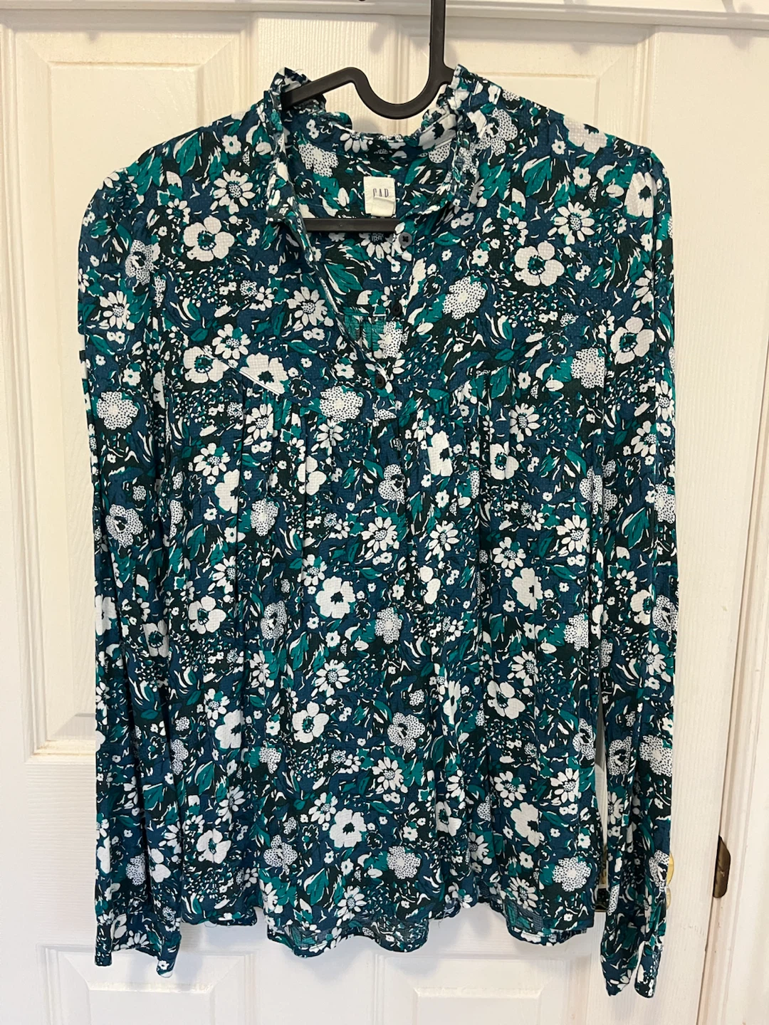 GAP Women's Floral Print Long Sleeve Blouse - Size SP