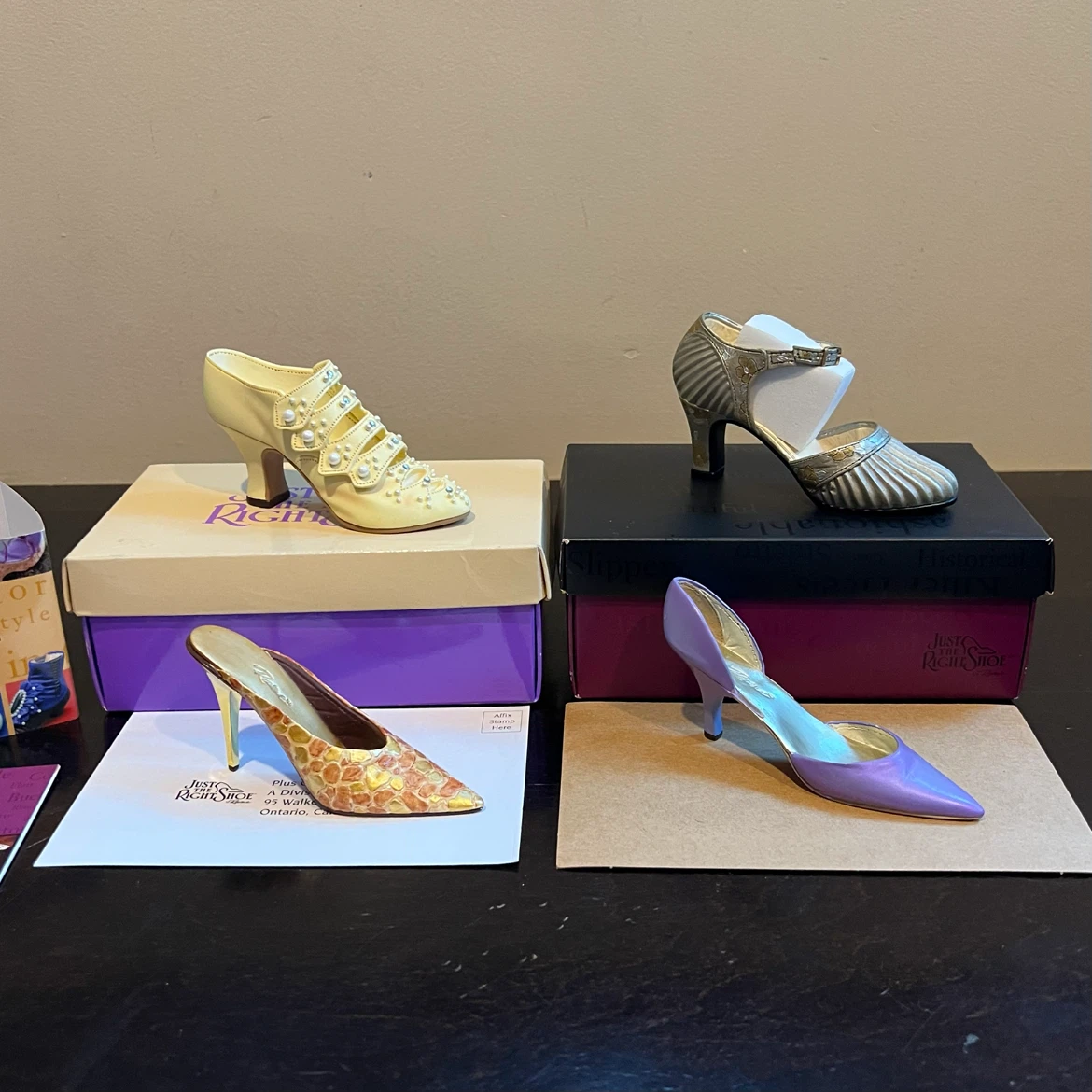 Just The Right Shoe Figurine / Raine Willets