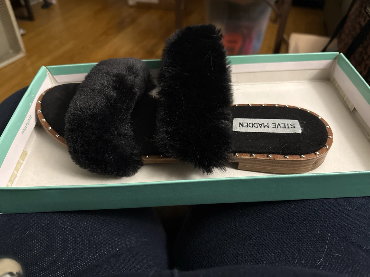 Steve Madden Black Faux Fur Slides - photo 2