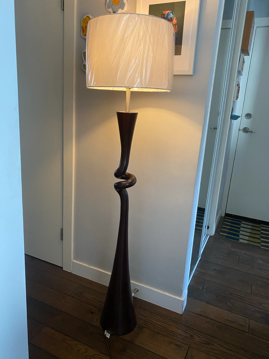 Twisted Stem Floor Lamp - photo 2
