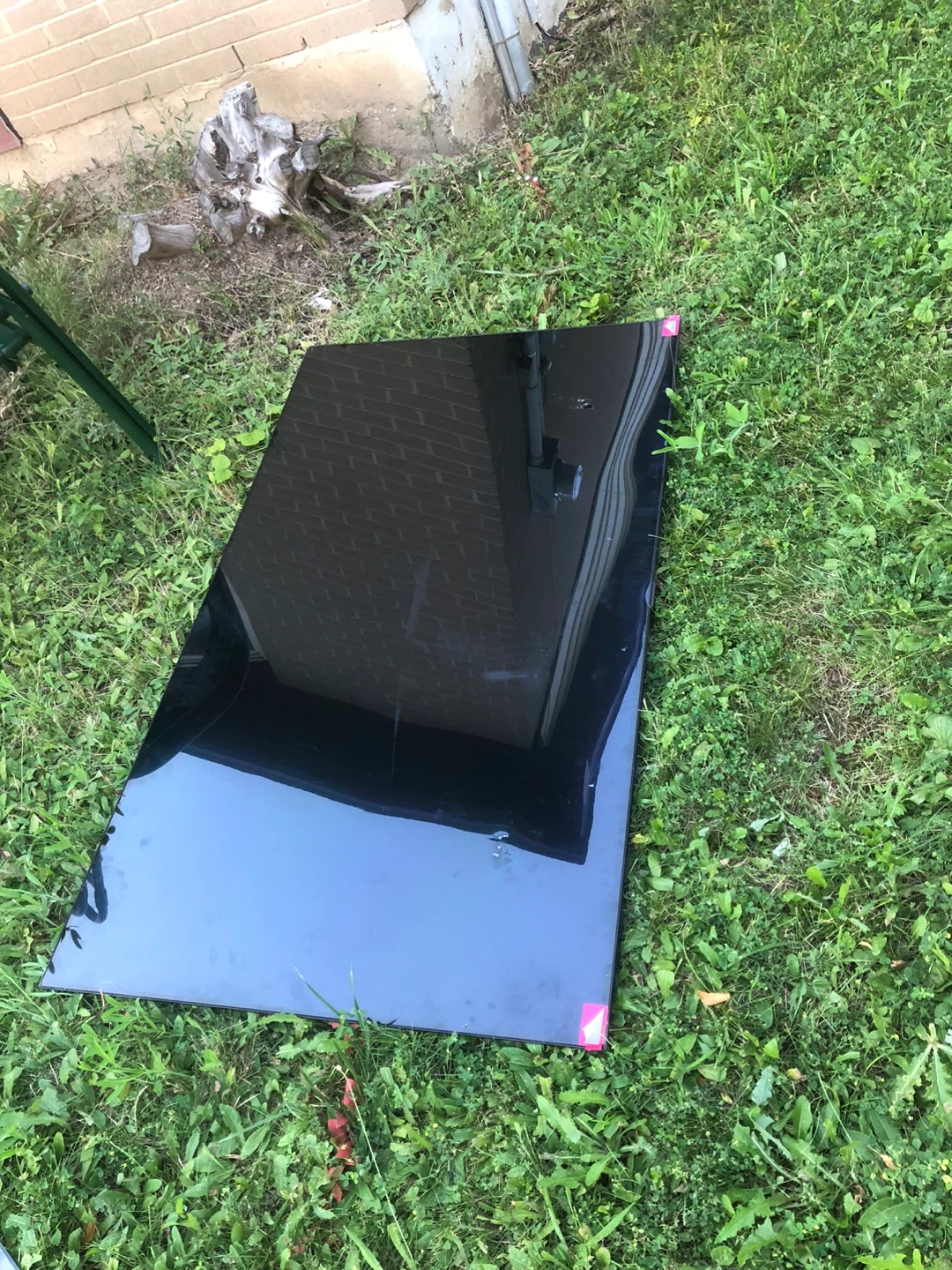 As is.  LG OLED65C8PUA 65" 4K Smart TV - photo 2