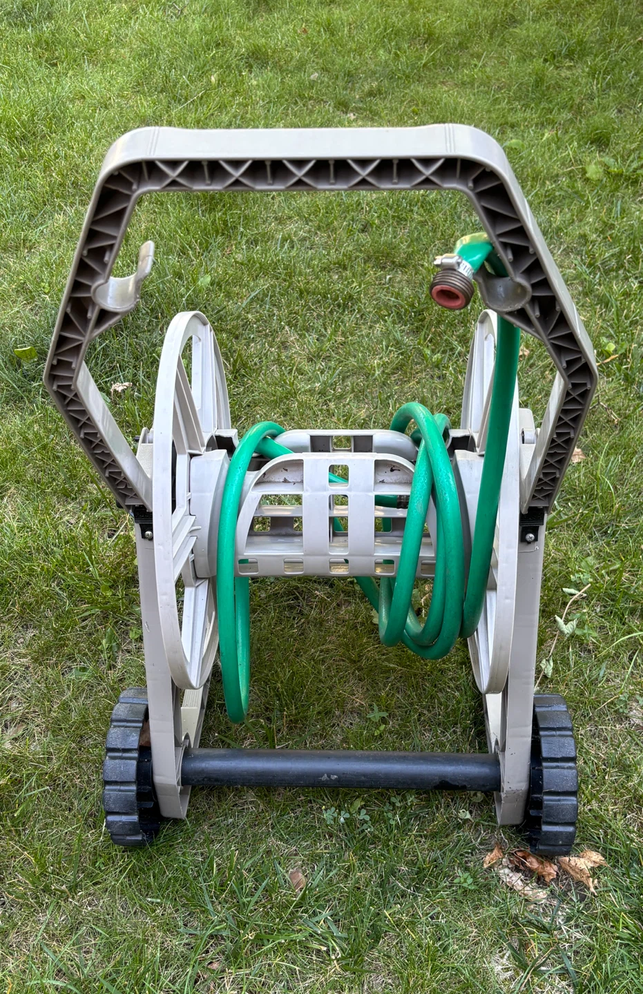 Suncast Hose Reel Cart - photo 2
