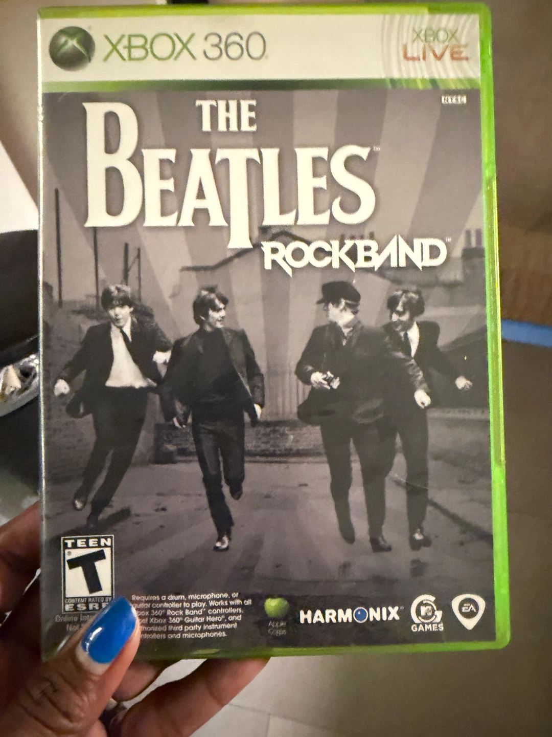The Beatles Rock Band - Xbox 360 - photo 2