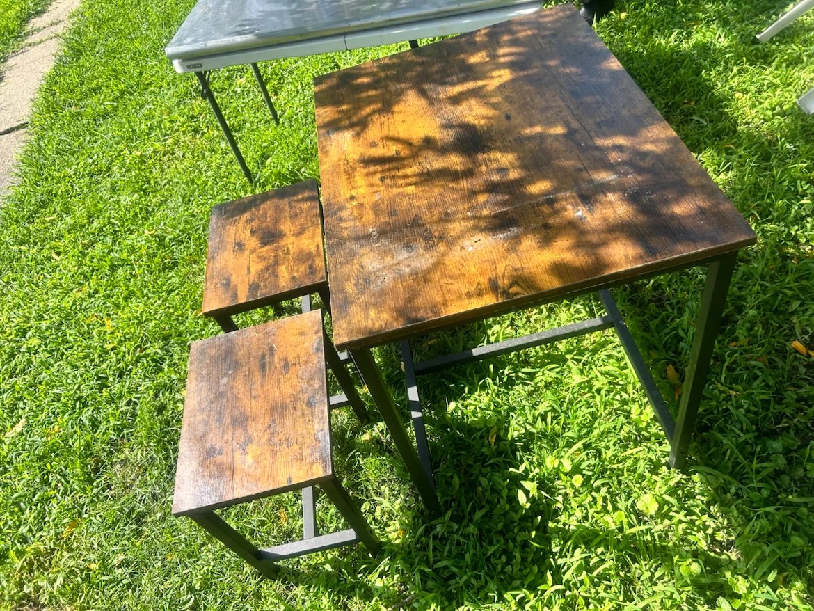 Wooden Dining Set with 2 Stools - photo 2