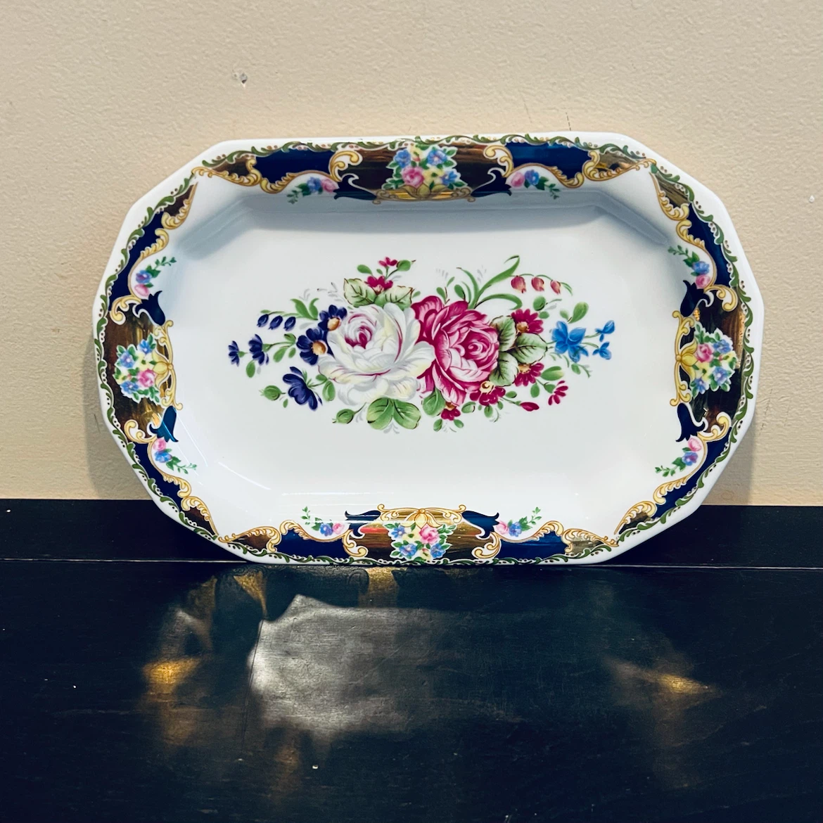 Vizavi 24 karat Gold Gilt Porcelain Serving Oval Floral Plate
