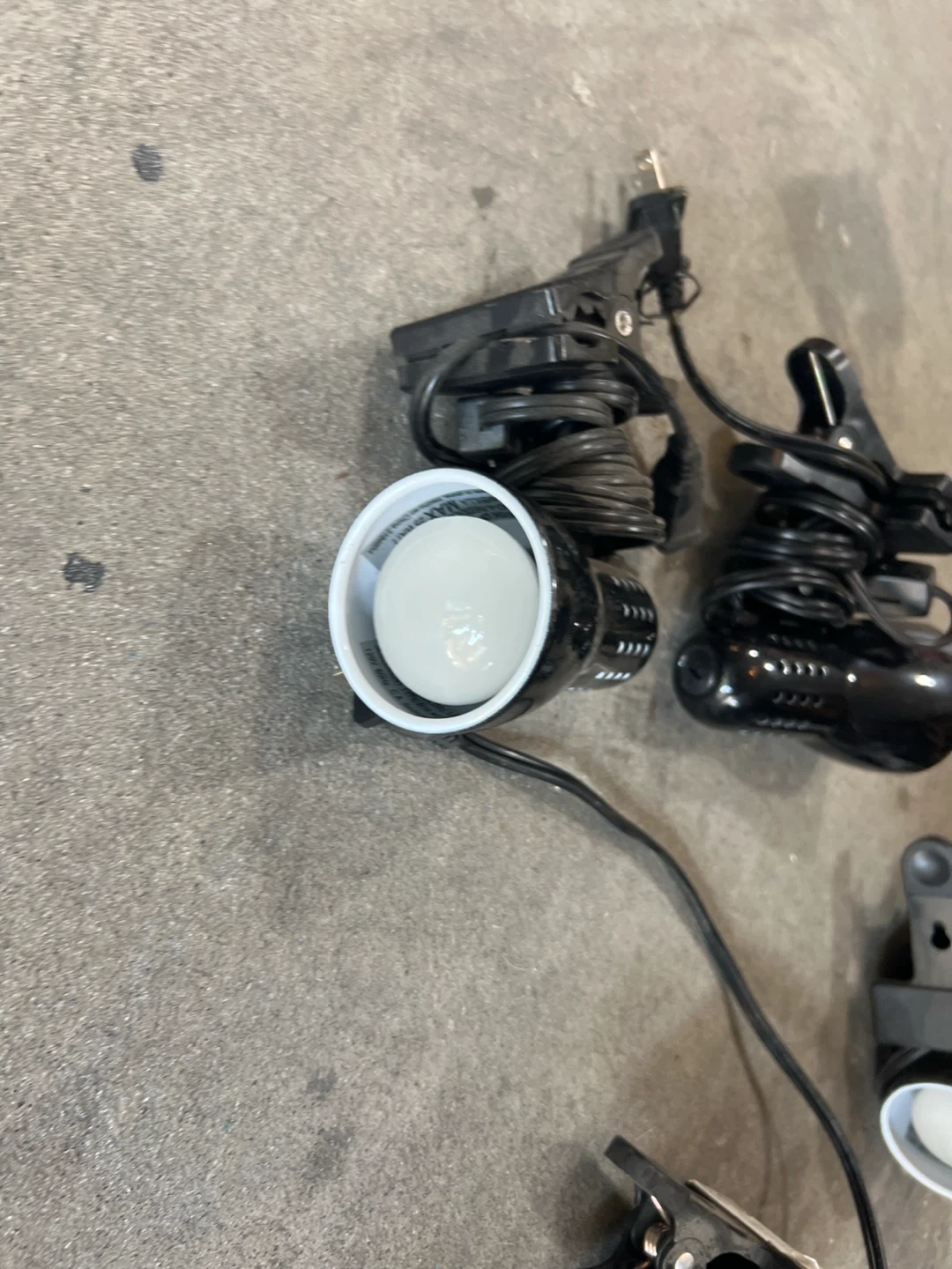 Set of 4 Black Clip-On Lights - photo 2