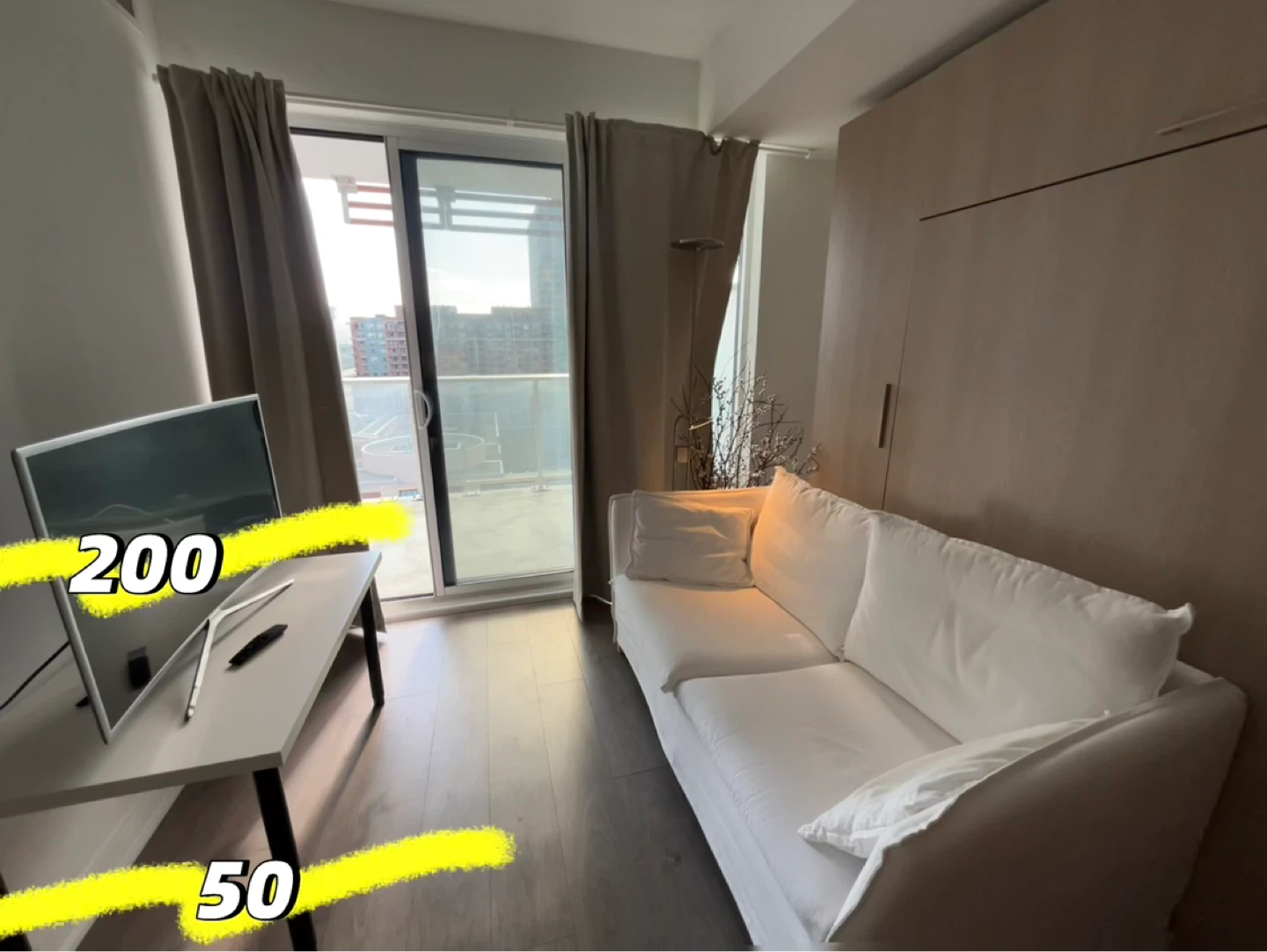 White Sofa - photo 2