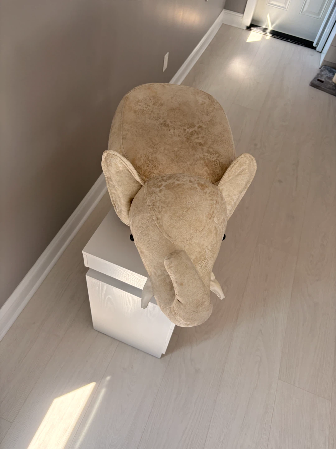 Elephant Footstool Ottoman - photo 3