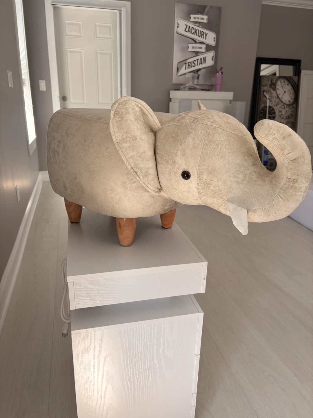 Elephant Footstool Ottoman - photo 4