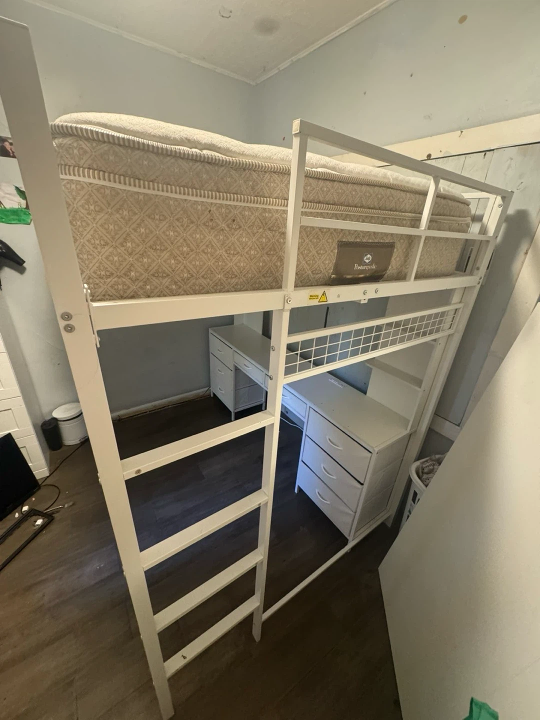 Loft double bed with desk $200 - photo 4