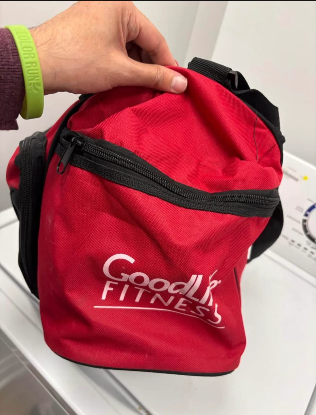 Used GoodLife Fitness Duffel Bag - photo 4