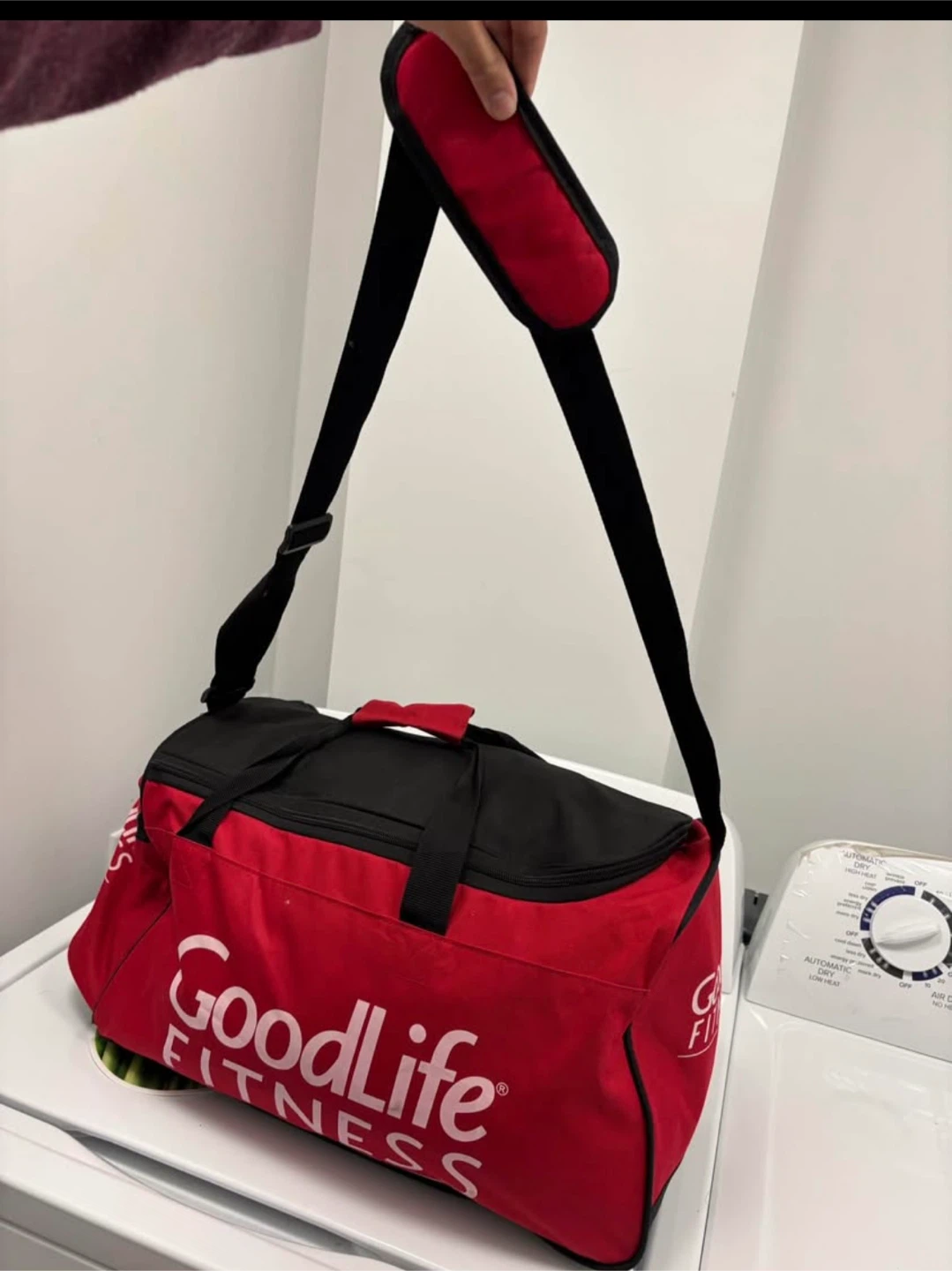 Used GoodLife Fitness Duffel Bag - photo 5