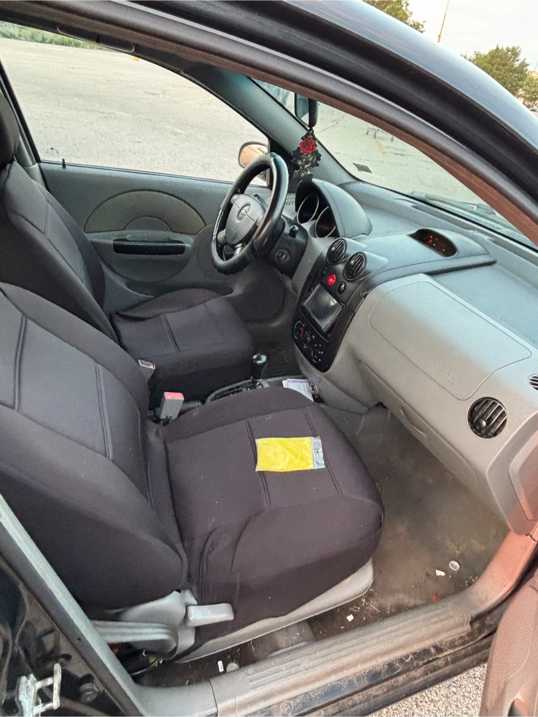 Black Chevrolet Aveo - photo 5