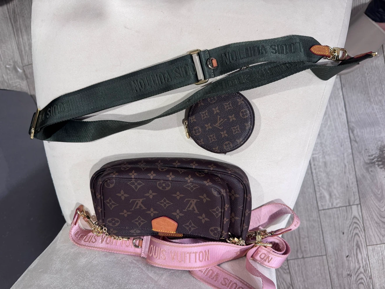 Louis Vuitton Multi Pochette Accessoires - photo 5