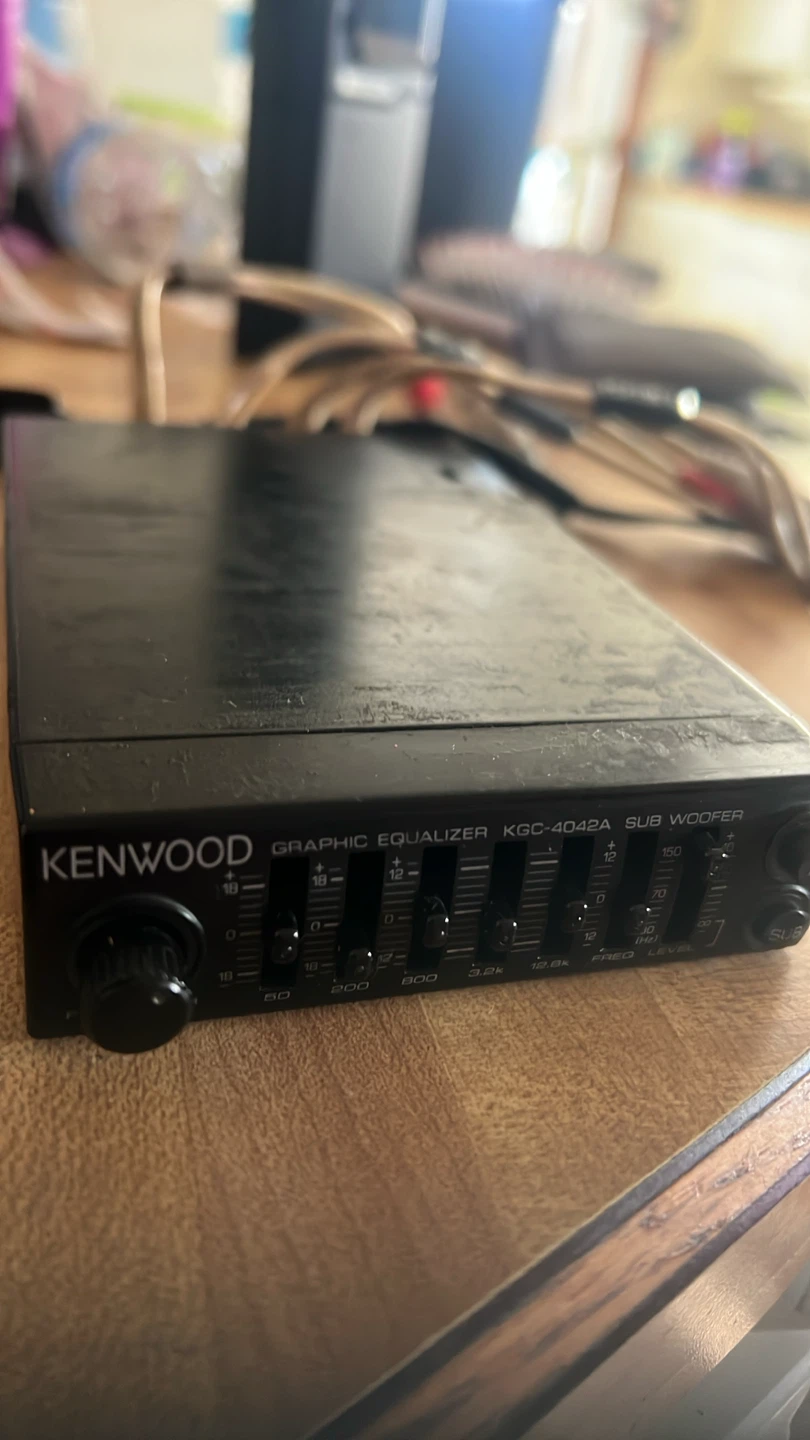 Kenwood KGC-4042A Graphic Equalizer Sub Woofer