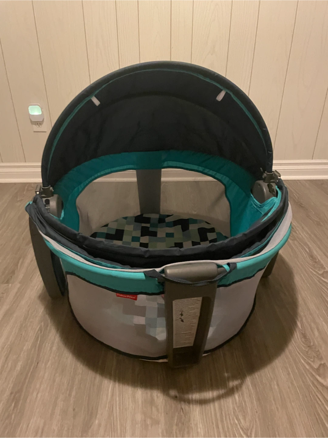 Fisher-Price on the go baby dome