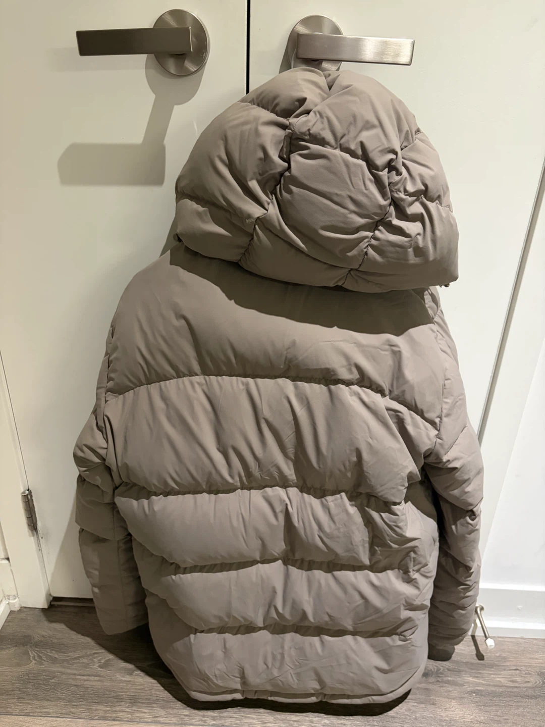 Aritzia Super Puff Puffer Jacket - taupe - photo 4