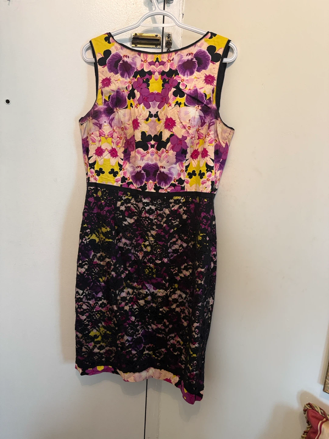 Floral & Lace Sleeveless Dress