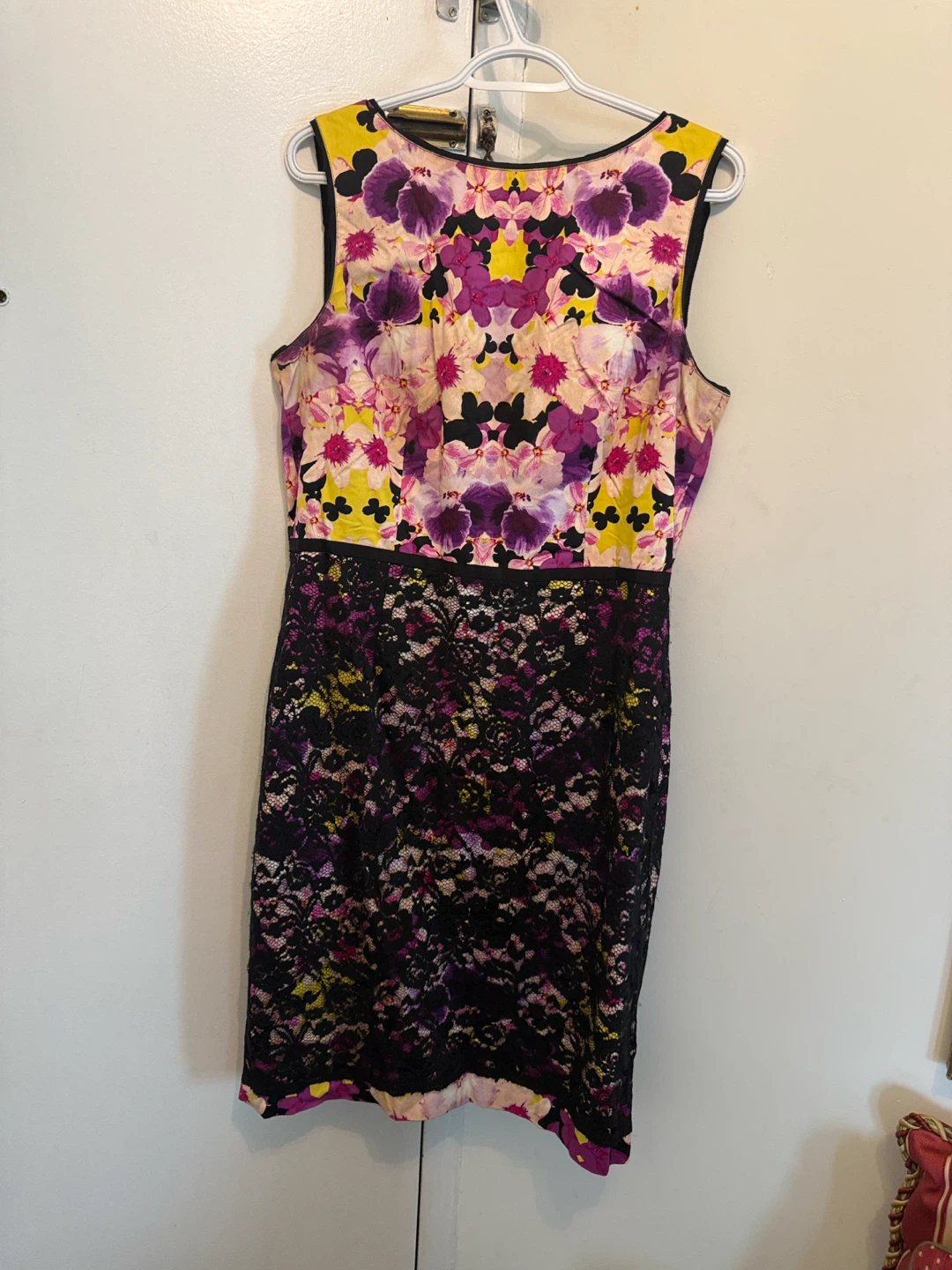 Floral & Lace Sleeveless Dress - photo 2