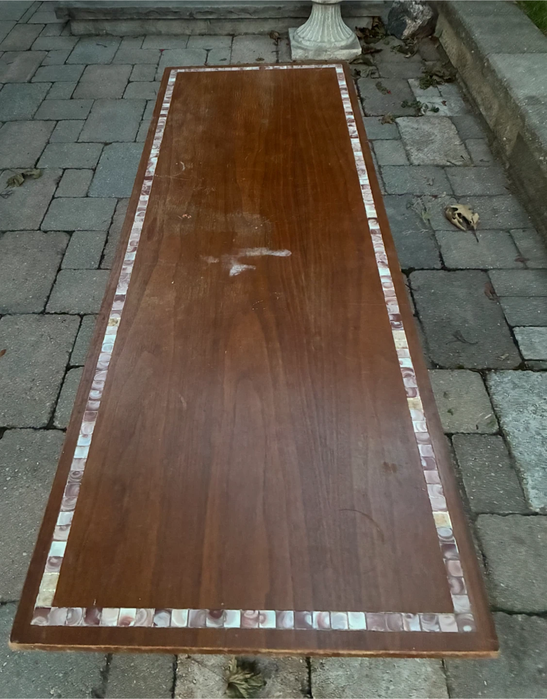 Vintage MCM Walnut Surfboard Coffee Table Purple Slag Glass Tile - photo 4