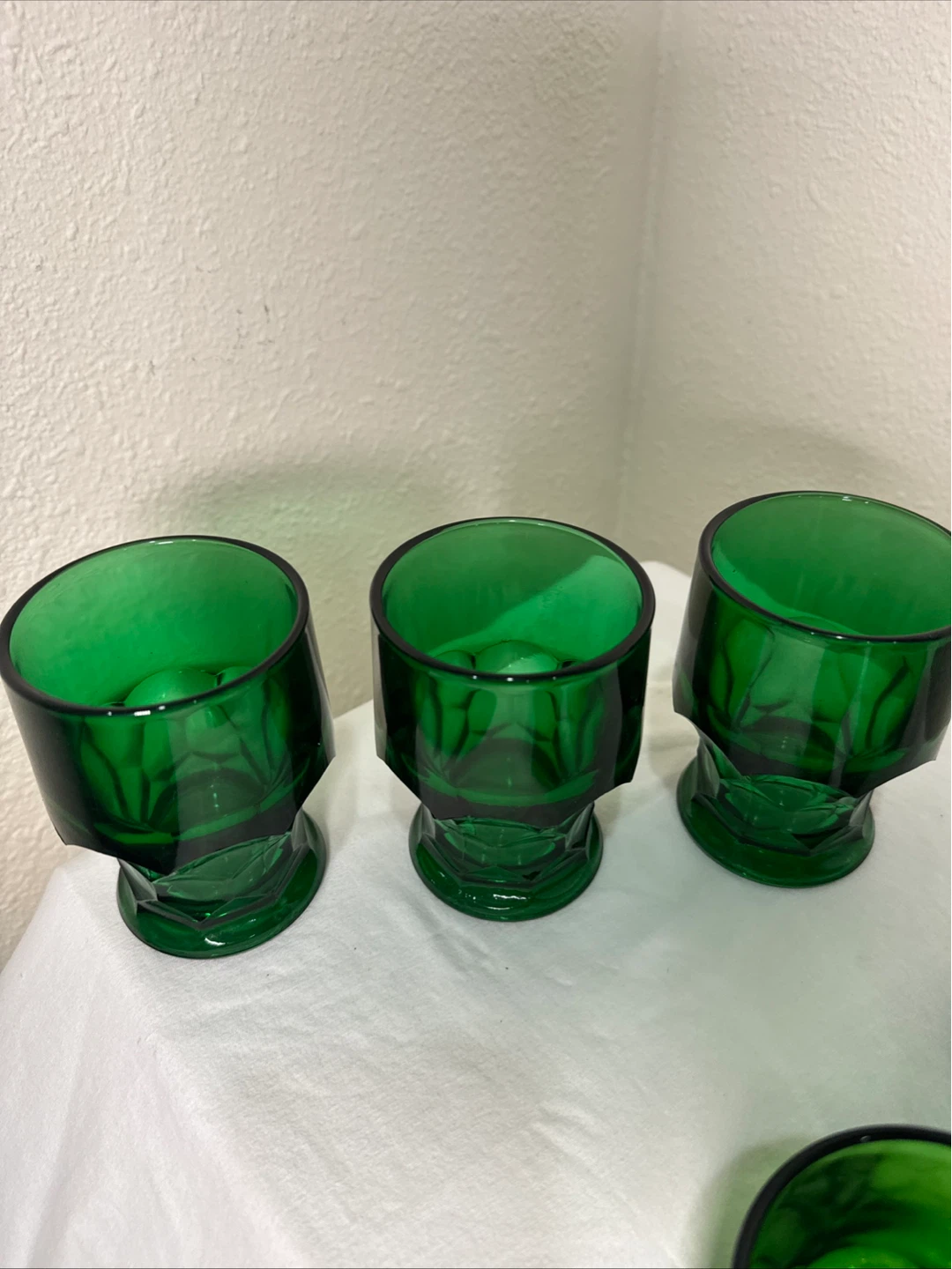 Vintage Set of 6 Emerald Green Glass Tumblers - photo 3