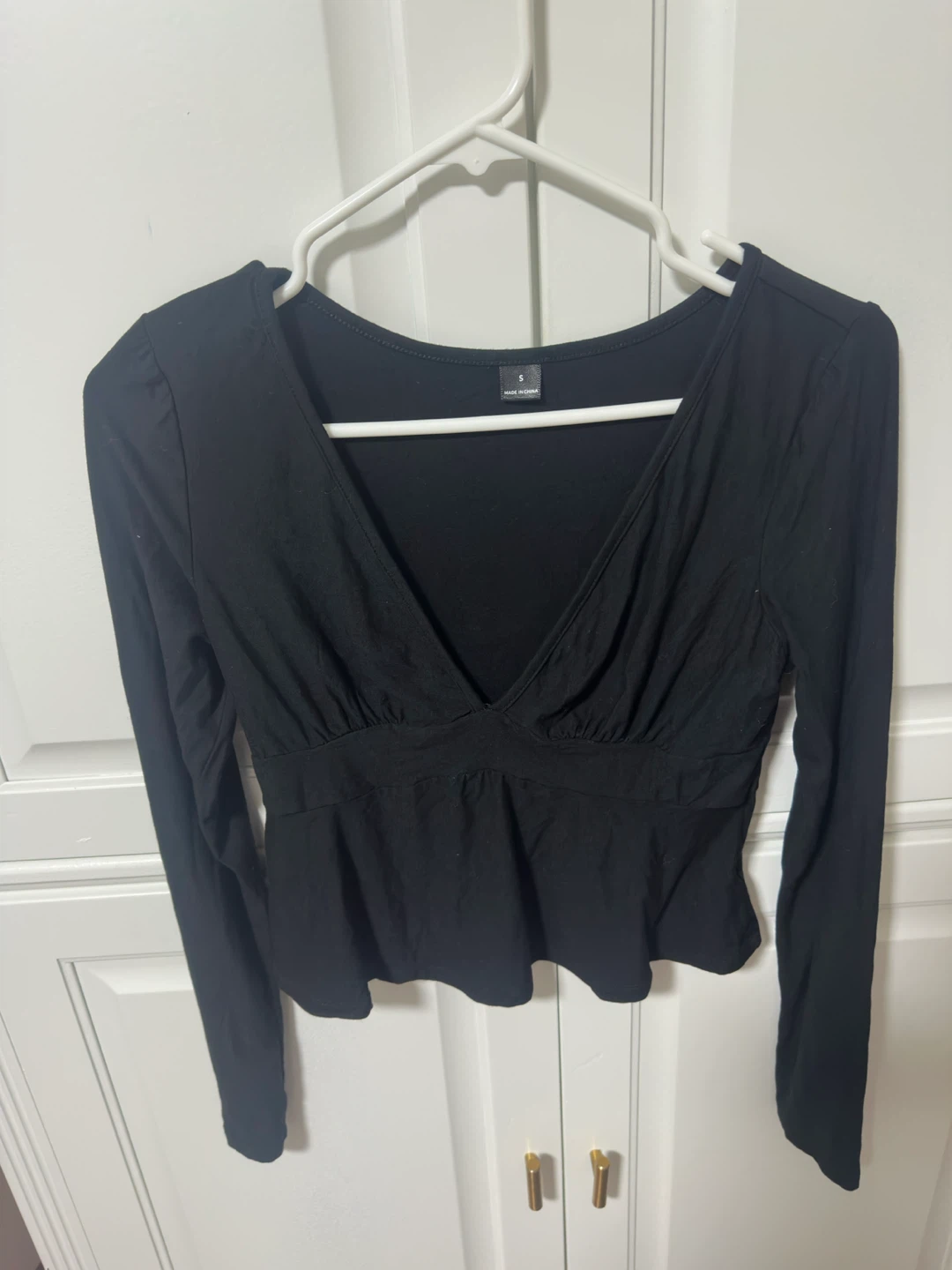 Black Long Sleeve V-Neck Top Size S