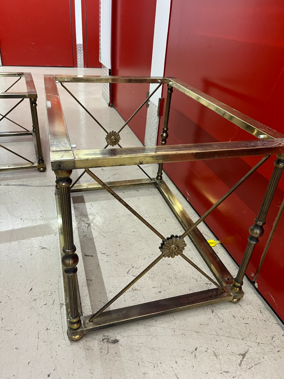 Brass Coffee Tables - photo 5