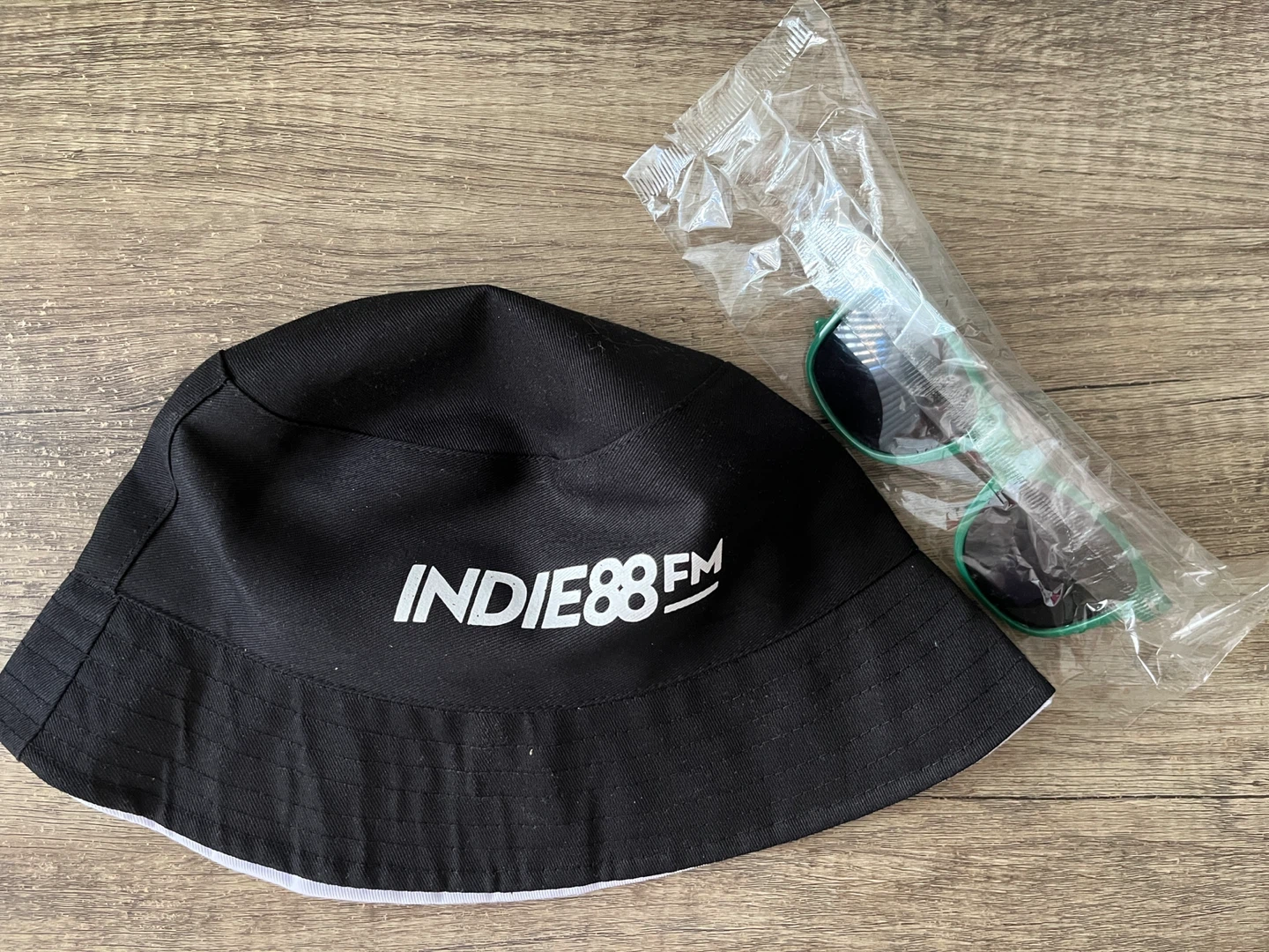 Bucket Hat and Sunglasses (NEW)