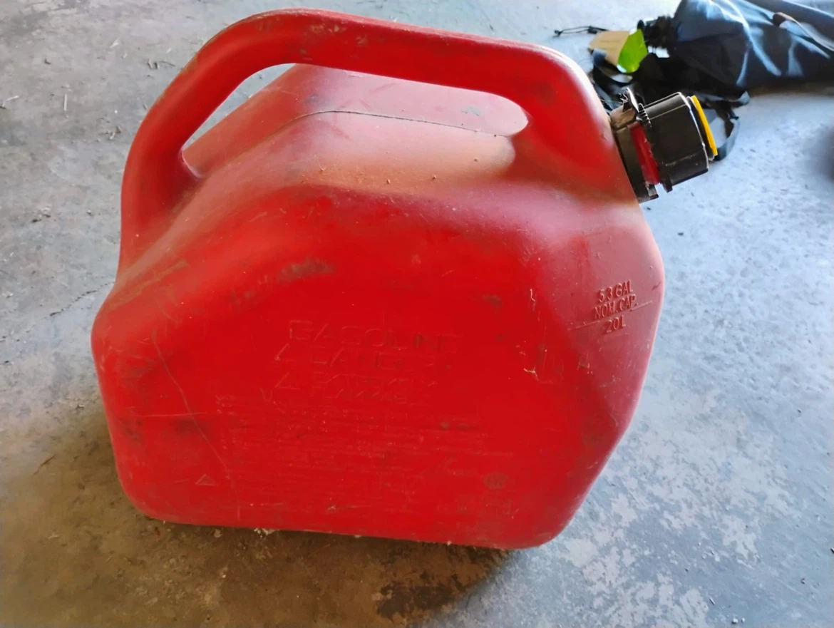 Red Plastic Gas Can - 5.3 Gallon