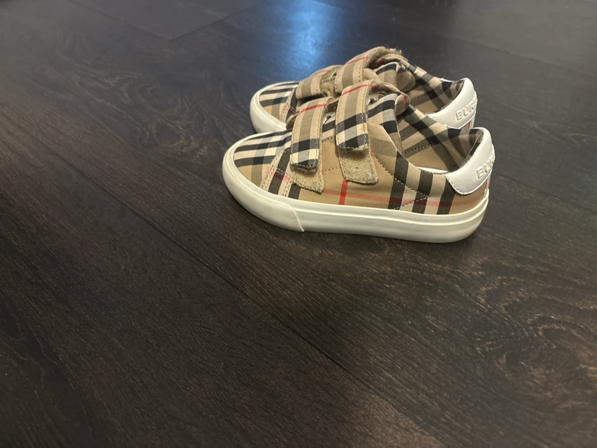 Burberry Kids Sneakers - photo 2