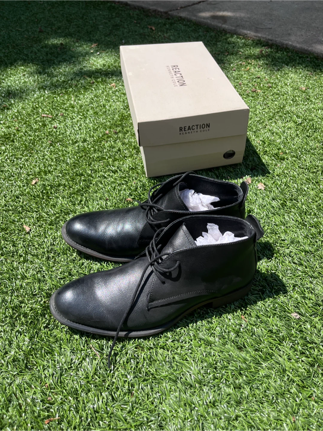 Reaction Kenneth Cole Black Chukka Boots - size 9 - photo 2