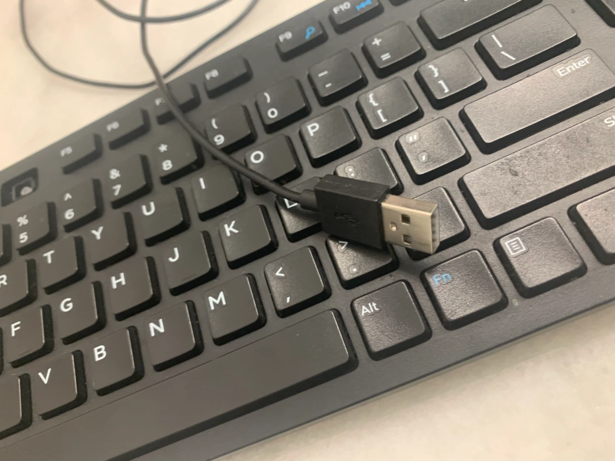 Amazon USB Wired external Keyboard - photo 3