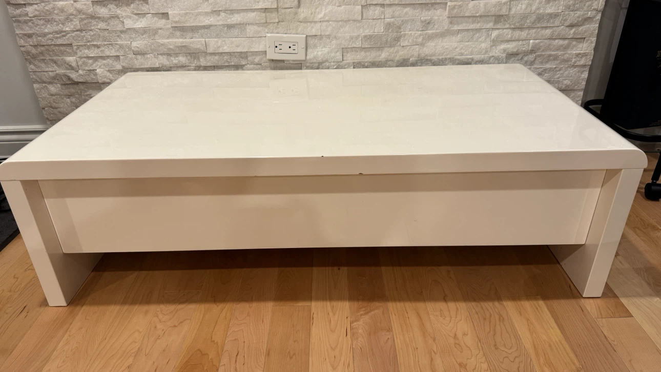 Structube White Lift-Top Coffee Table