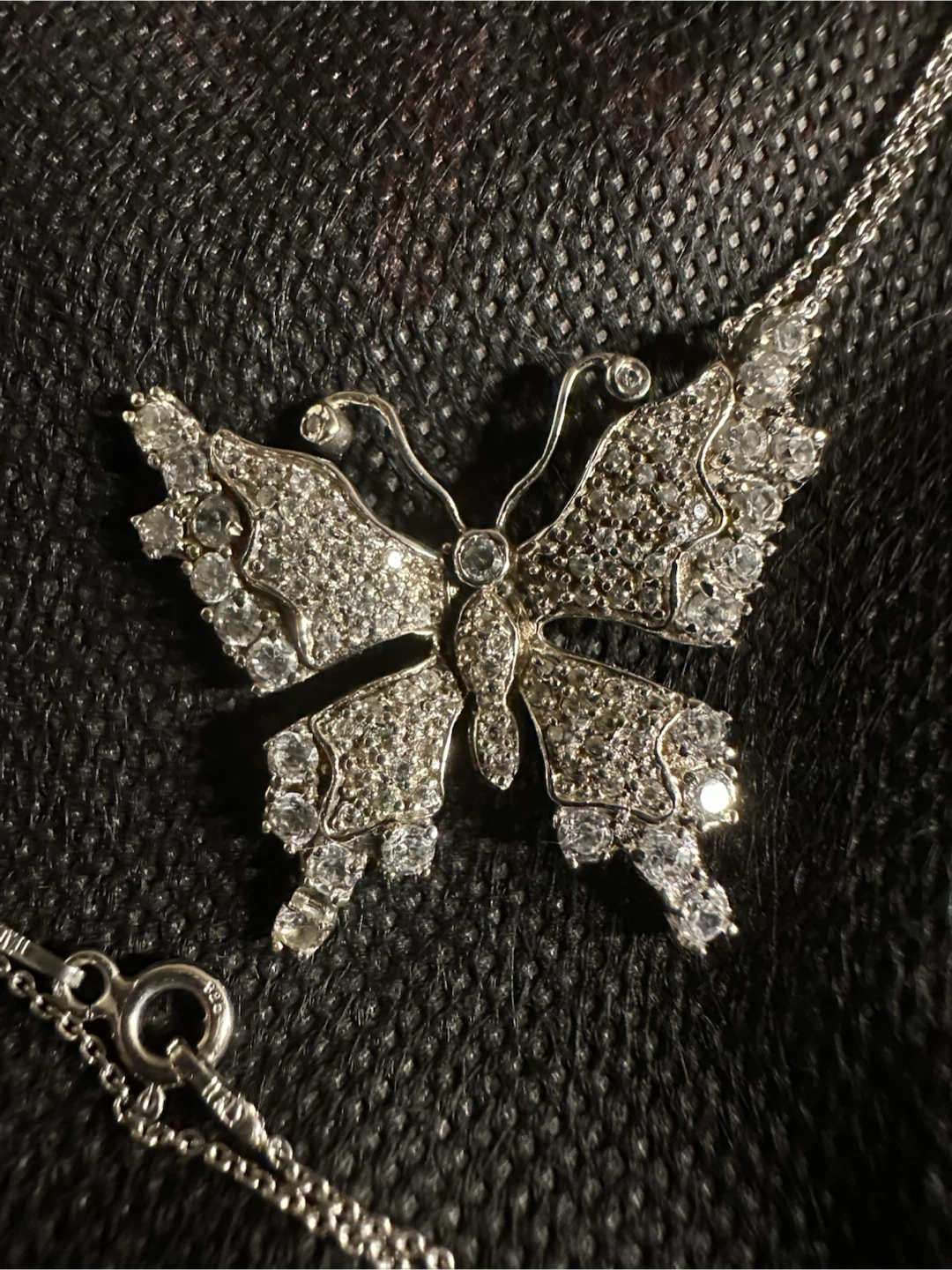 Sterling Silver Butterfly Pendant & Chain - photo 3