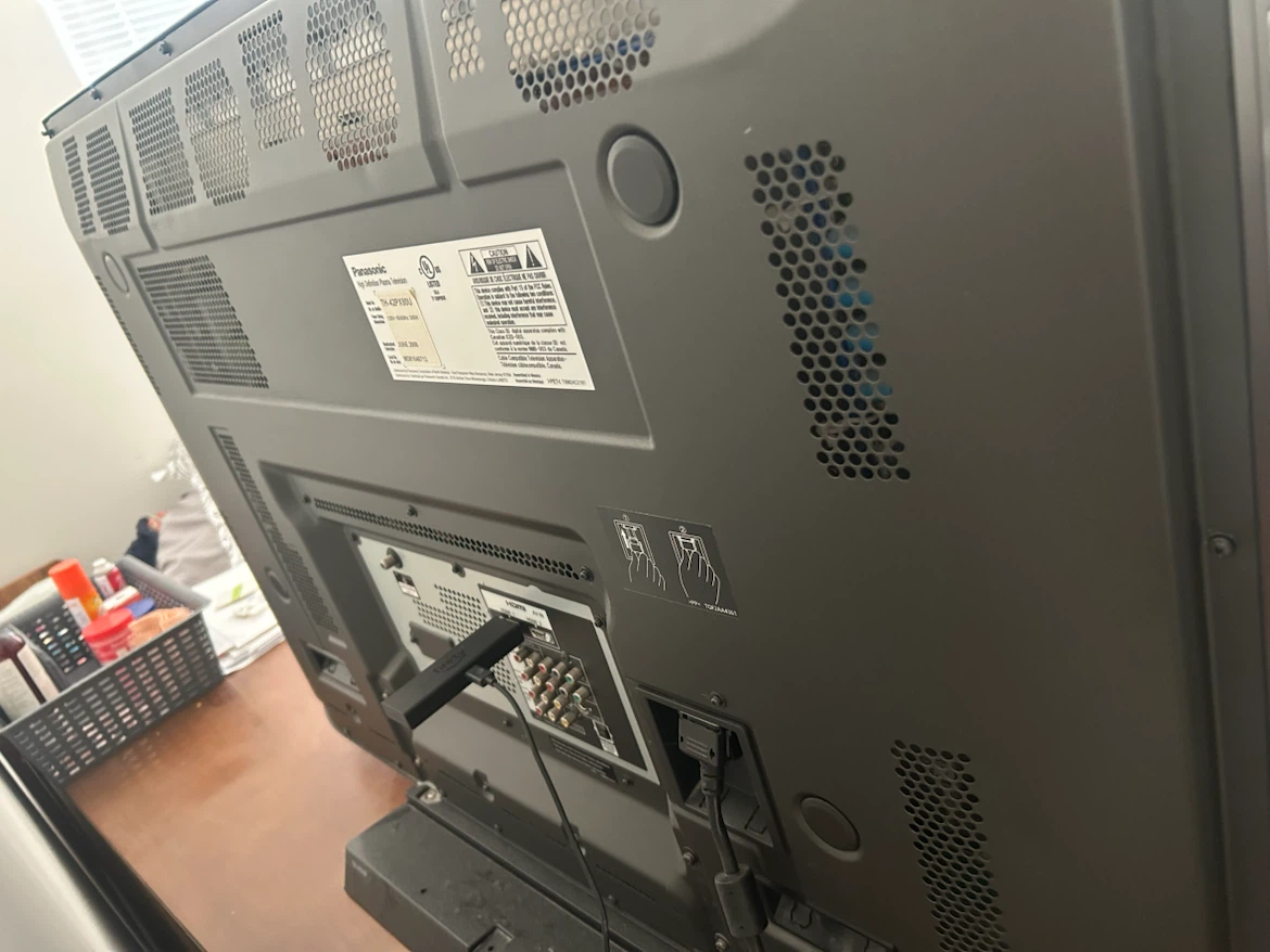 Panasonic 42 “ TV - photo 3