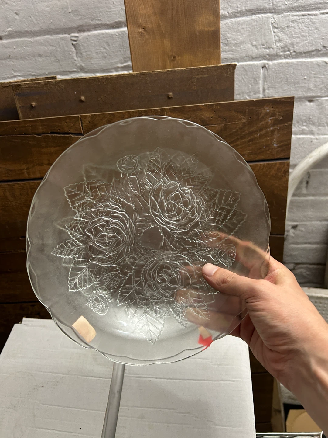 New set of 5 Clear Glass Plate with Floral Embossing - photo 2