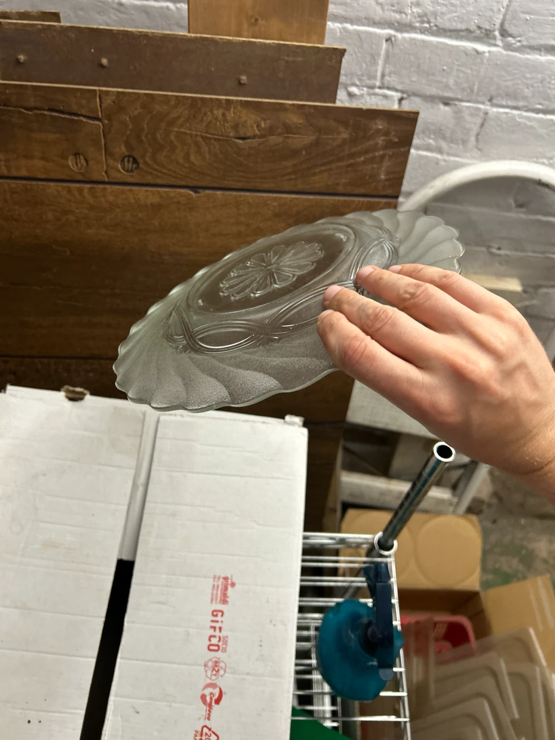 New set of 5 Clear Glass Plate with Floral Embossing - photo 5