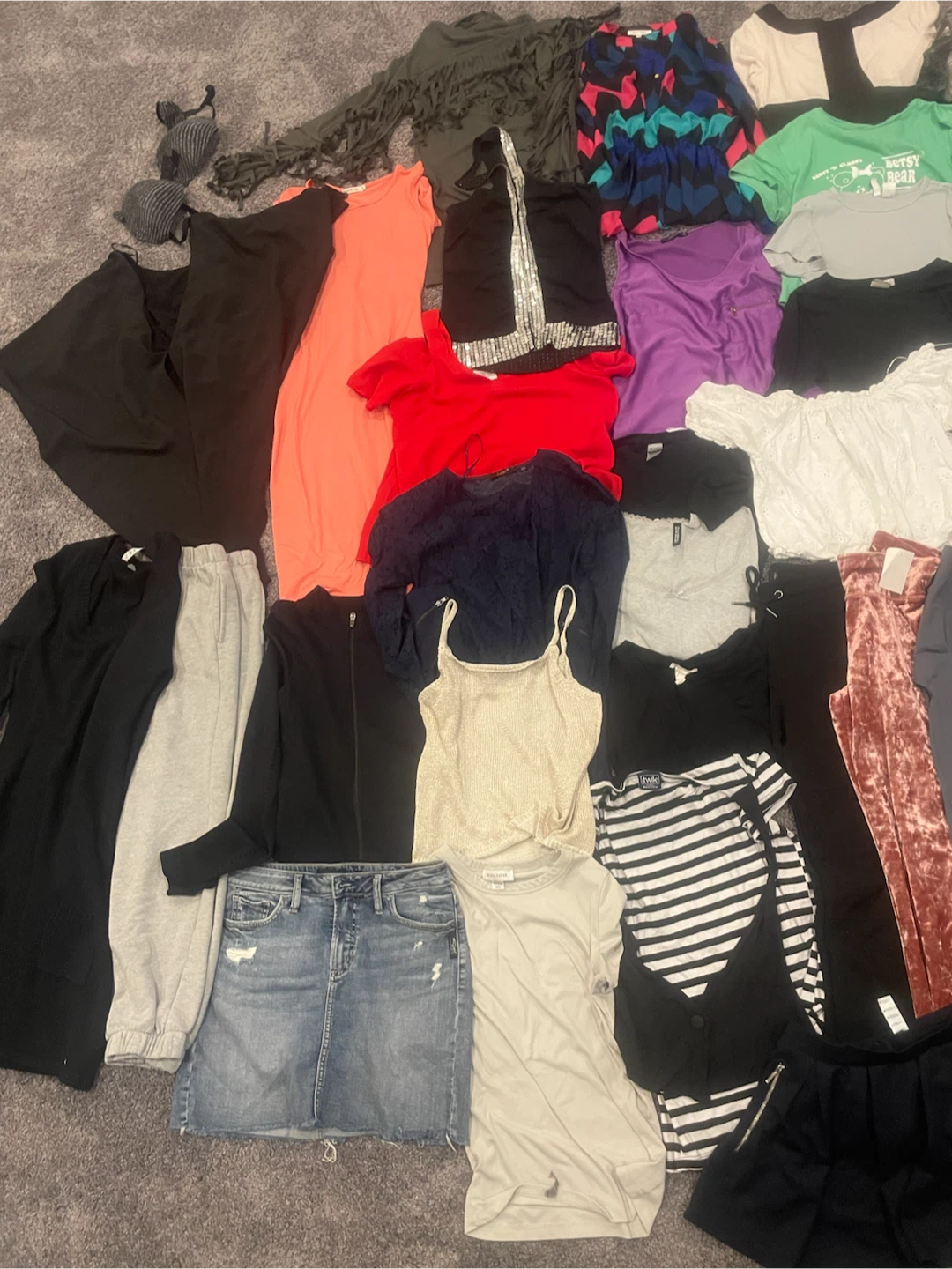 Assorted Women's Clothing Bundle - photo 3